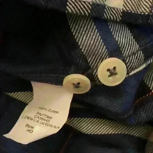 JCrew heavyweight flannel blue plaid button down two pockets - Picture 2 of 5